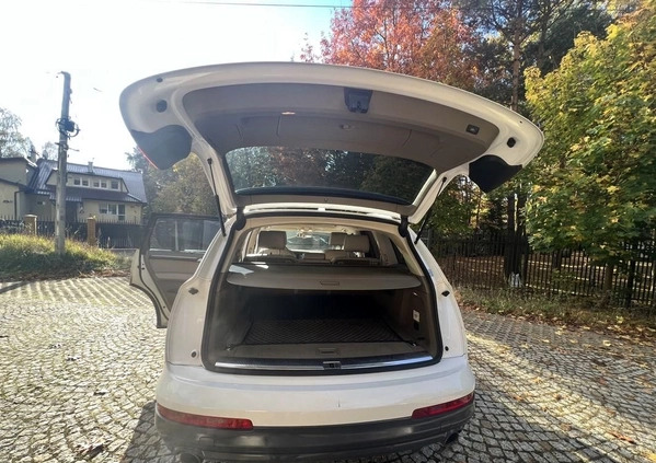 Audi Q7 cena 79000 przebieg: 247000, rok produkcji 2014 z Warszawa małe 172